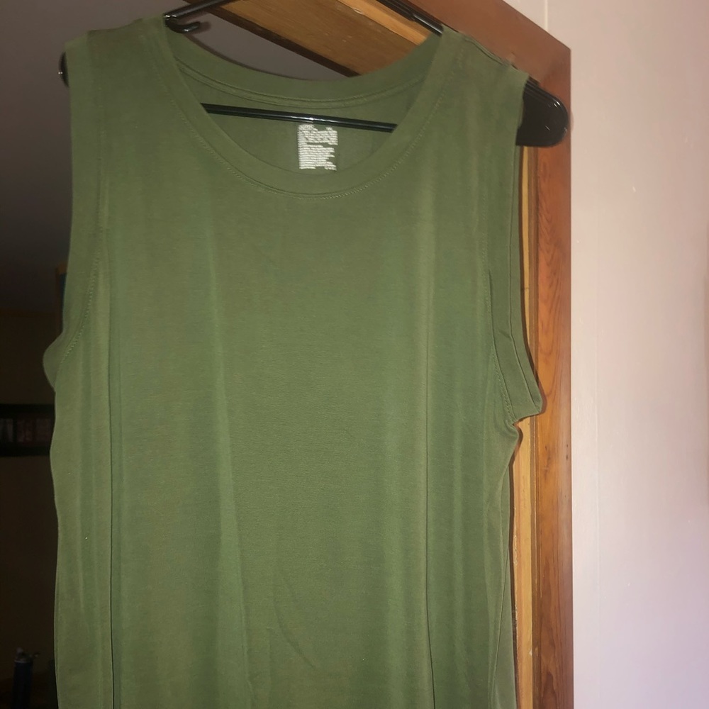Muscle tank